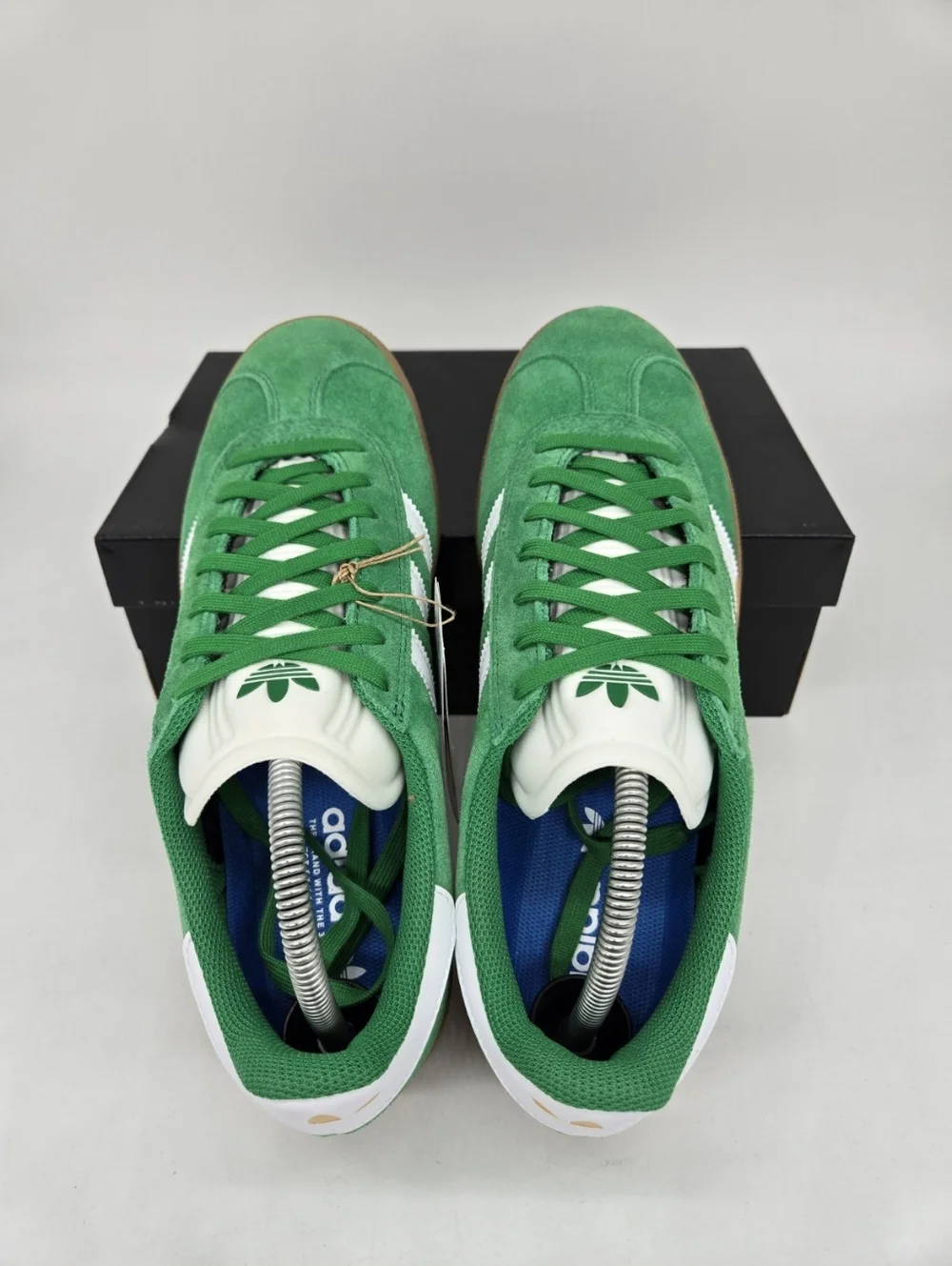 adidas men gazelle